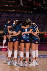 扑克高手的策略框架（顶尖牌手的制胜策略体系）